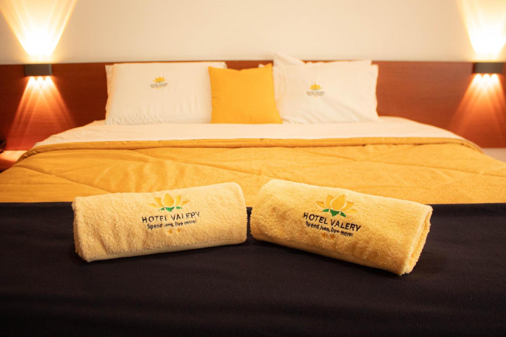 Hotel Valery 2 Estrellas Huaraz  Exterior photo