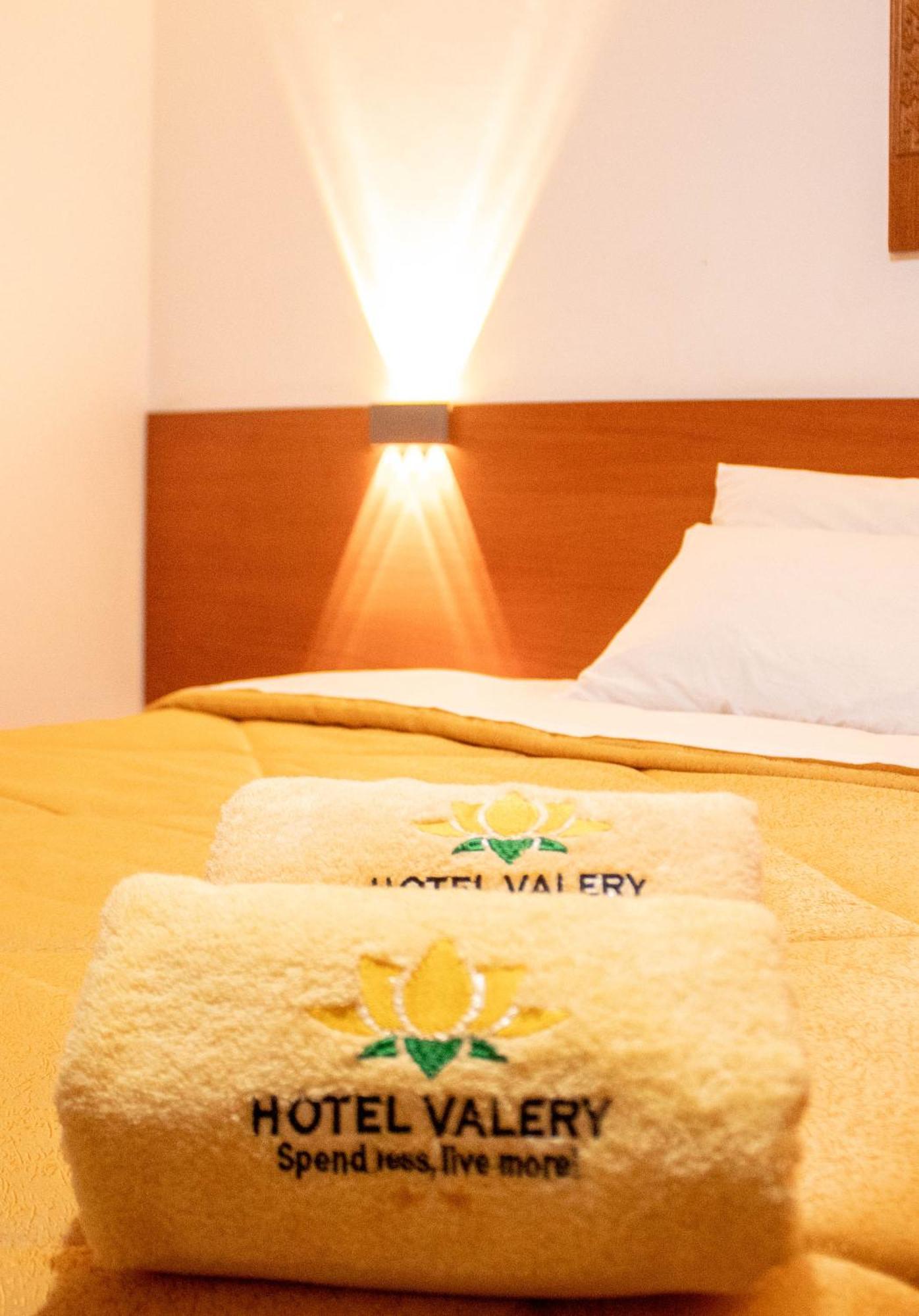 Hotel Valery 2 Estrellas Huaraz  Exterior photo